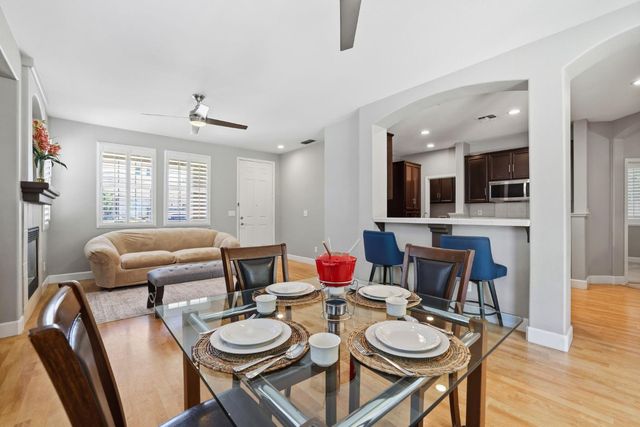 576 Sutherland Ranch Ln, Roseville, CA 95678