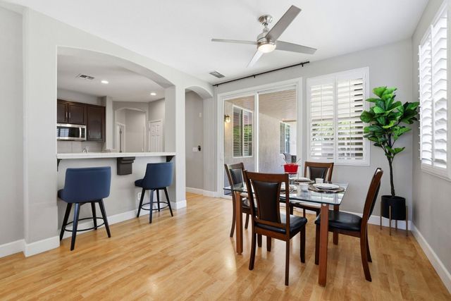 576 Sutherland Ranch Ln, Roseville, CA 95678