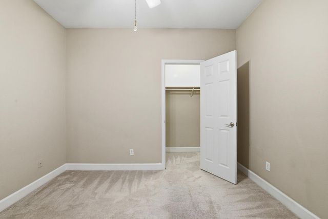 576 Sutherland Ranch Ln, Roseville, CA 95678