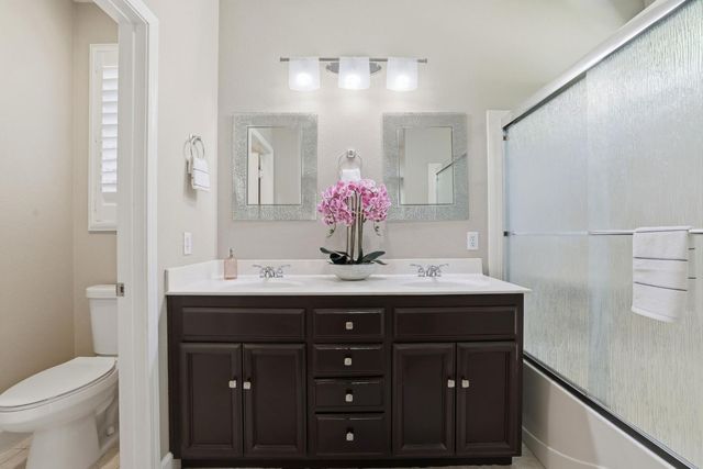 576 Sutherland Ranch Ln, Roseville, CA 95678