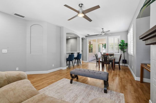 576 Sutherland Ranch Ln, Roseville, CA 95678