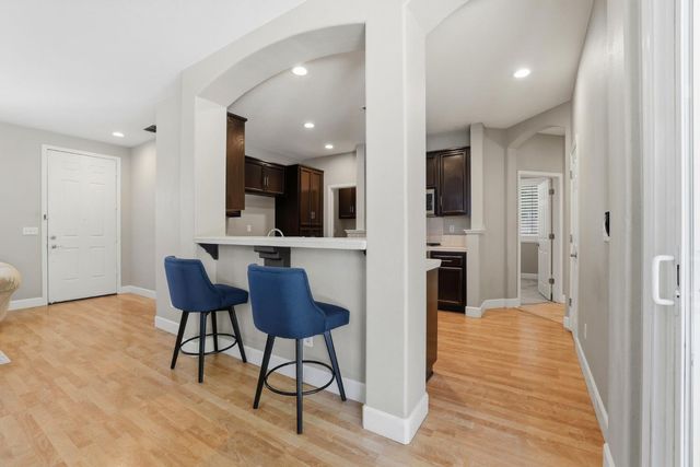 576 Sutherland Ranch Ln, Roseville, CA 95678