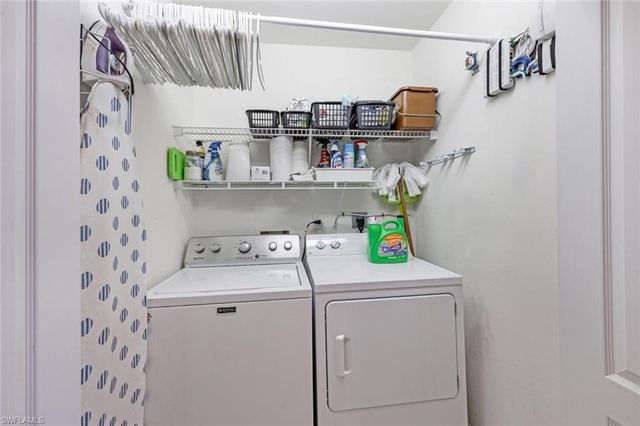 2895 Cypress Trace CIR 202, Naples, FL 34119