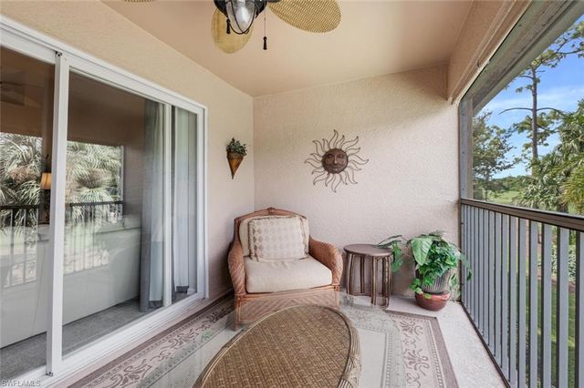 2895 Cypress Trace CIR 202, Naples, FL 34119