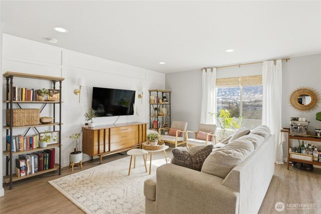 2276 SE Sage Brooke Road, East Wenatchee, WA 98802