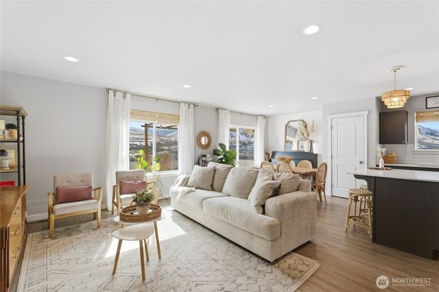 2276 SE Sage Brooke Road, East Wenatchee, WA 98802