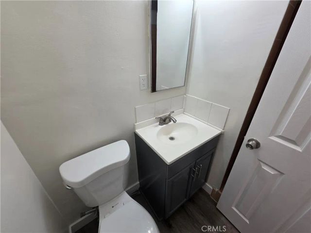 20754 Hartland 1, Winnetka, CA 91306