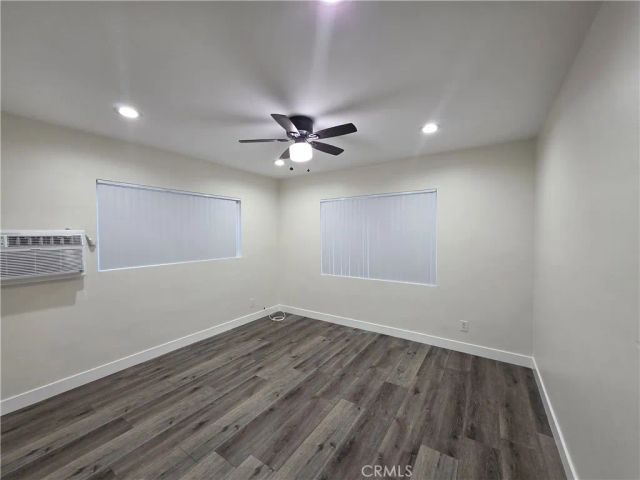 20754 Hartland 1, Winnetka, CA 91306