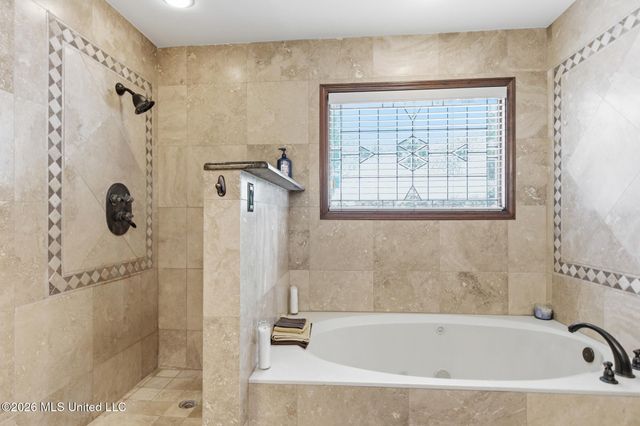1605 Fairhaven Drive, Gautier, MS 39553