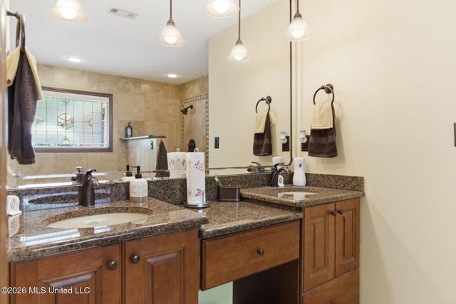 1605 Fairhaven Drive, Gautier, MS 39553