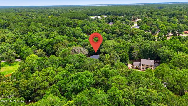 1605 Fairhaven Drive, Gautier, MS 39553