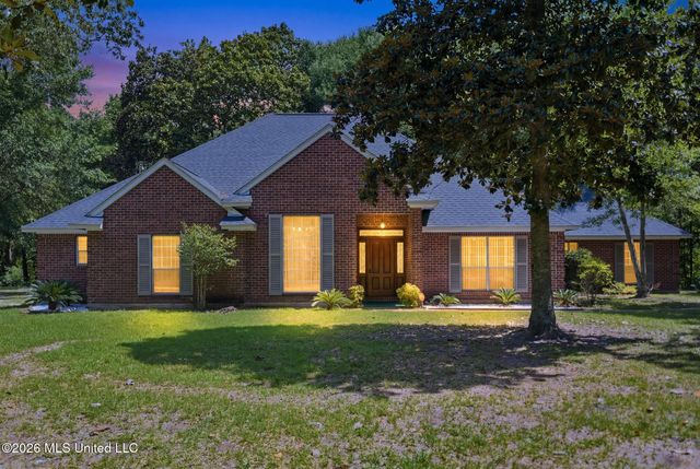 1605 Fairhaven Drive, Gautier, MS 39553