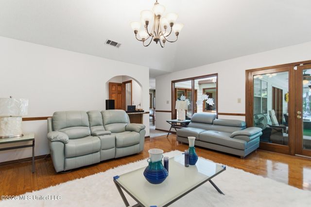 1605 Fairhaven Drive, Gautier, MS 39553
