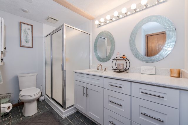 1504 Woodbridge Road 2E, Joliet, IL 60436