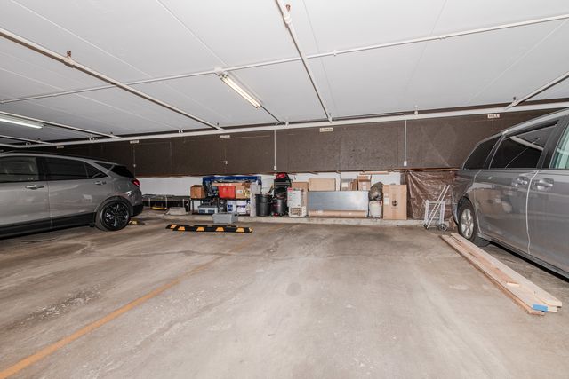 1504 Woodbridge Road 2E, Joliet, IL 60436