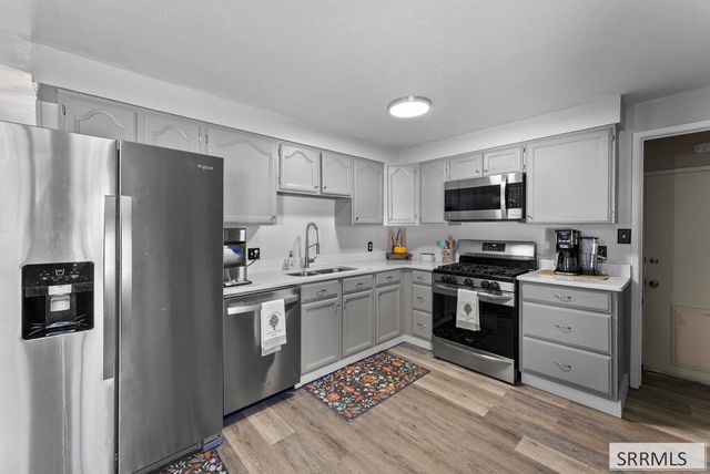 443 Sykes Drive, Idaho Falls, ID 83401