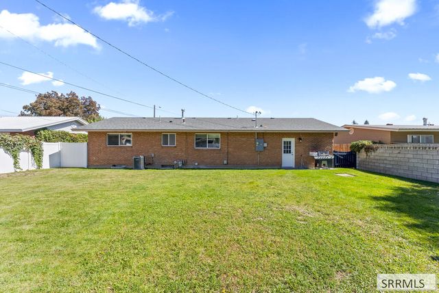 443 Sykes Drive, Idaho Falls, ID 83401