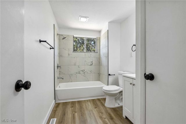 5876 Marra Drive, Bedford Heights, OH 44146