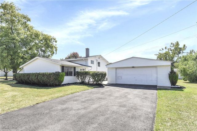 5876 Marra Drive, Bedford Heights, OH 44146