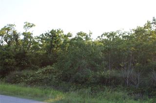 000 18th St, San Leon, TX 77539