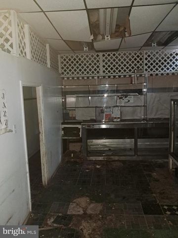 1114 W LOUDON ST, Philadelphia, PA 19141