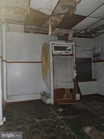 1114 W LOUDON ST, Philadelphia, PA 19141