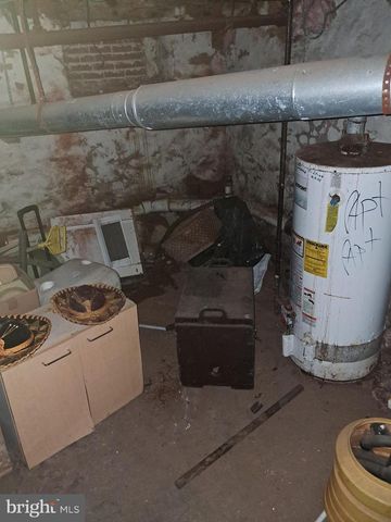 1114 W LOUDON ST, Philadelphia, PA 19141