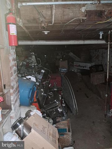 1114 W LOUDON ST, Philadelphia, PA 19141