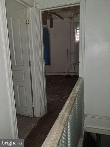 1114 W LOUDON ST, Philadelphia, PA 19141