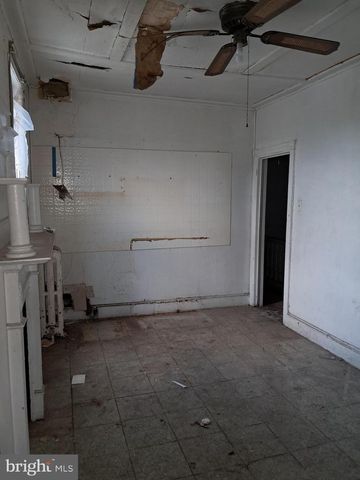 1114 W LOUDON ST, Philadelphia, PA 19141