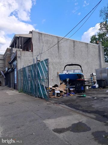 1114 W LOUDON ST, Philadelphia, PA 19141