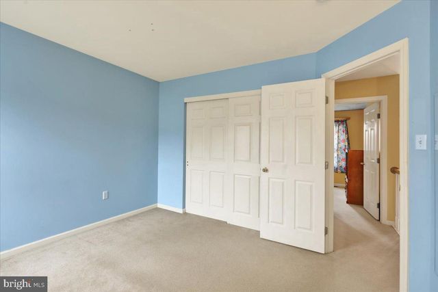 1105 HEATHROW CT, Reading, PA 19606