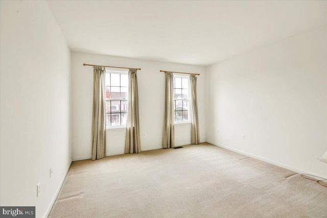 1105 HEATHROW CT, Reading, PA 19606