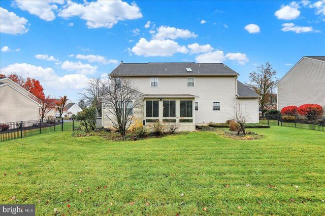 1105 HEATHROW CT, Reading, PA 19606