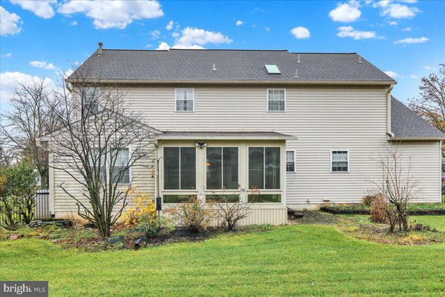 1105 HEATHROW CT, Reading, PA 19606