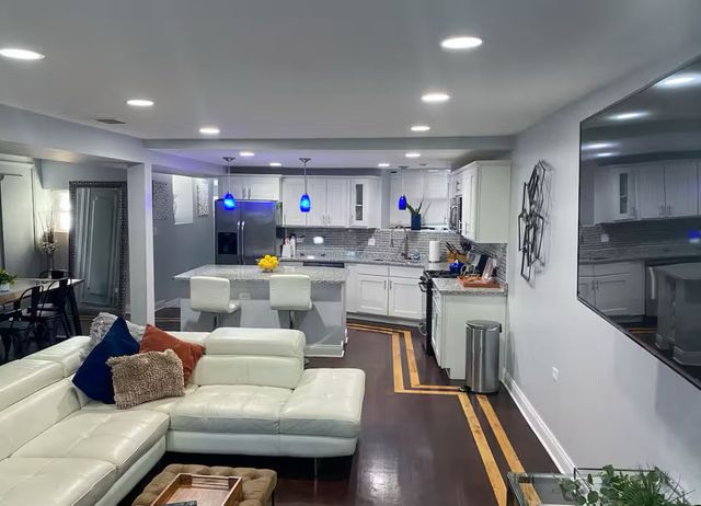 4148 S King Drive G3, Chicago, IL 60653