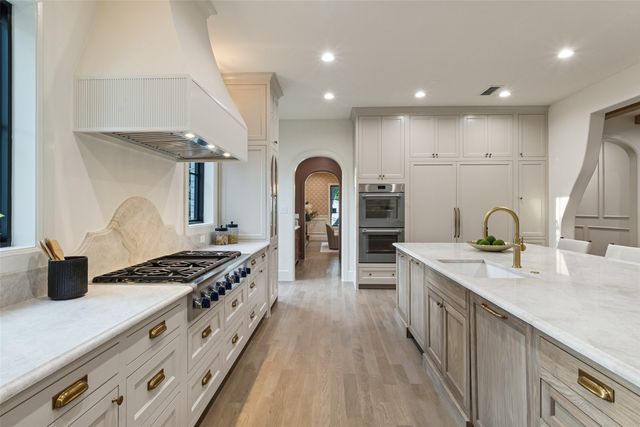 6910 Wabash Circle, Dallas, TX 75214