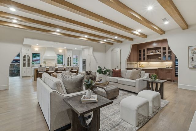6910 Wabash Circle, Dallas, TX 75214