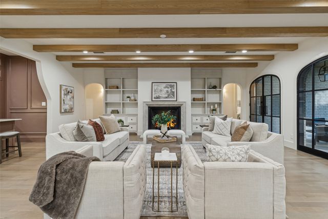 6910 Wabash Circle, Dallas, TX 75214