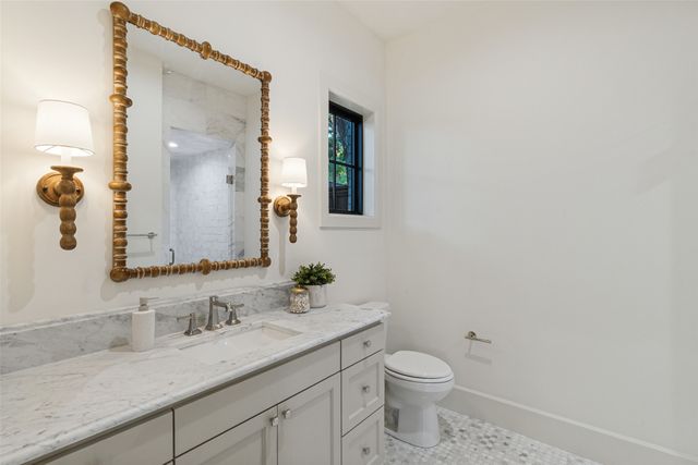 6910 Wabash Circle, Dallas, TX 75214