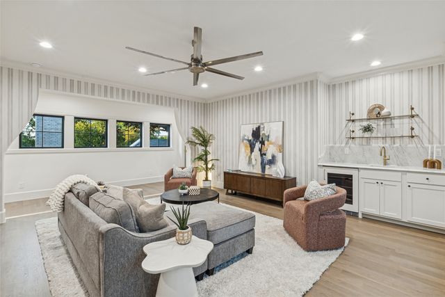 6910 Wabash Circle, Dallas, TX 75214