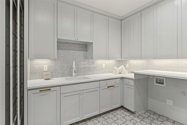 6910 Wabash Circle, Dallas, TX 75214