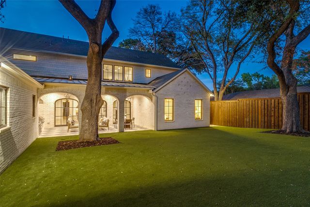 6910 Wabash Circle, Dallas, TX 75214