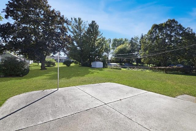 1017 E Kilbourn AVENUE, West Bend, WI 53095