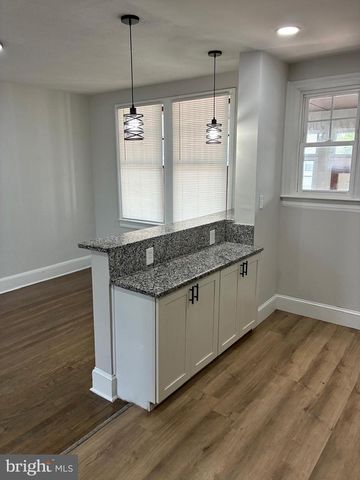 6909 HOLABIRD AVE, Dundalk, MD 21222