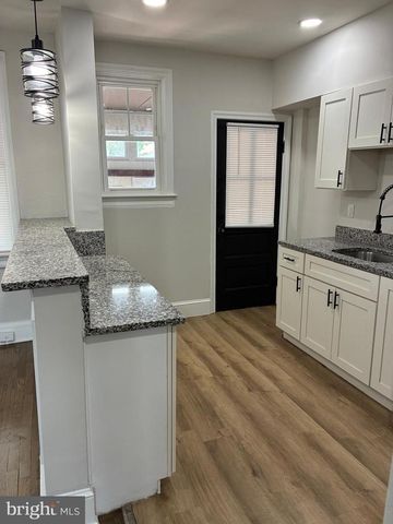 6909 HOLABIRD AVE, Dundalk, MD 21222