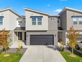 806 W LONE LN, Mapleton, UT 84664