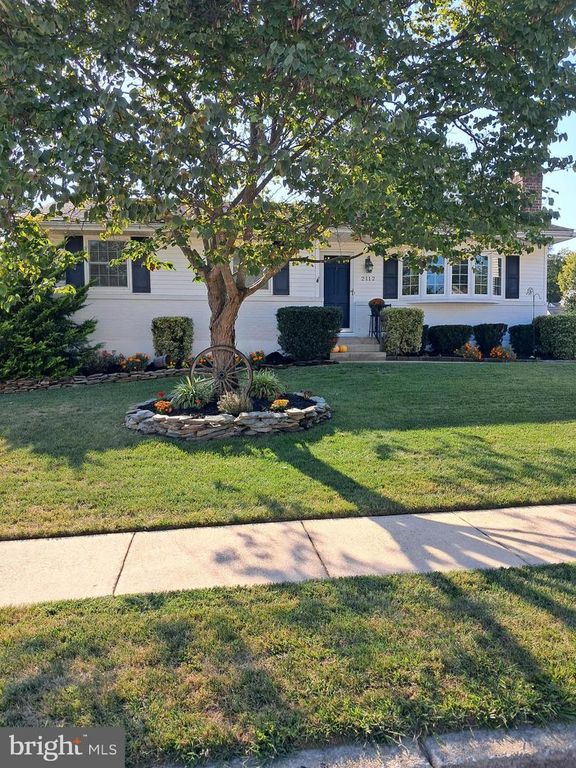 2112 SUBURBAN GREENS, Lutherville Timonium, MD 21093