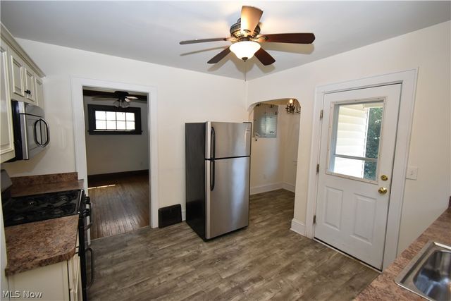 3608 W 133rd Street, Cleveland, OH 44111