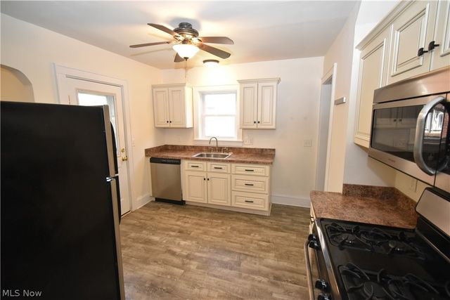 3608 W 133rd Street, Cleveland, OH 44111